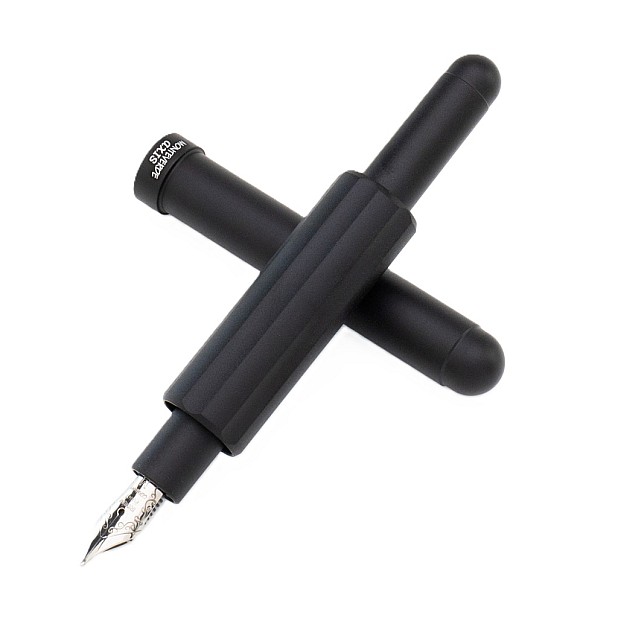 Monteverde Axis Matte Black Caneta de Tinta Permanente