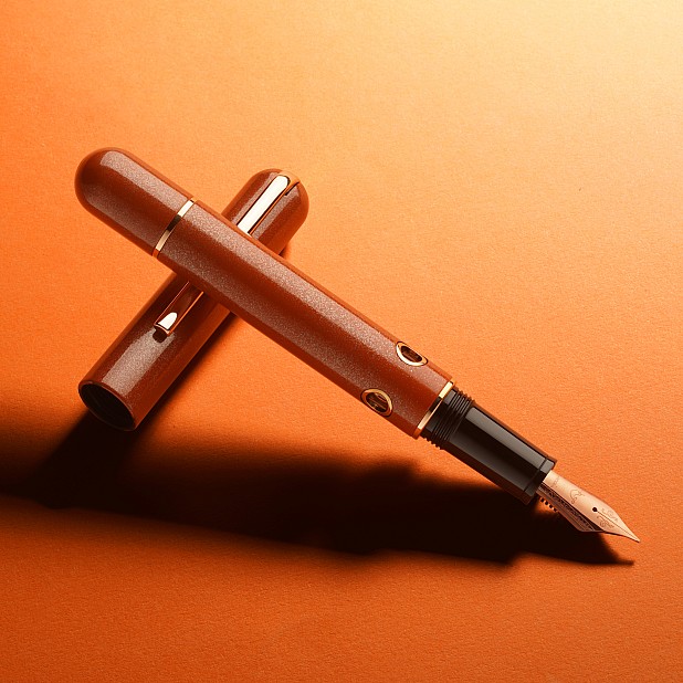 Nahvalur 365 Anniversary Roiro Copper RGT Limited Edition Caneta de tinta permanente