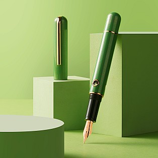 Nahvalur 365 Anniversary Roiro Jade GT Limited Edition Fountain pen