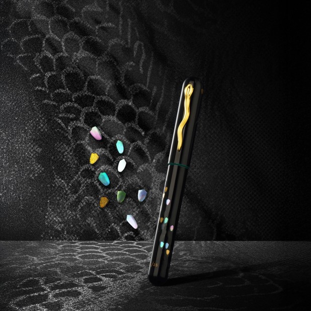 Ikkaku by Nahvalur Urushi Year of Snake LE Stylo plume