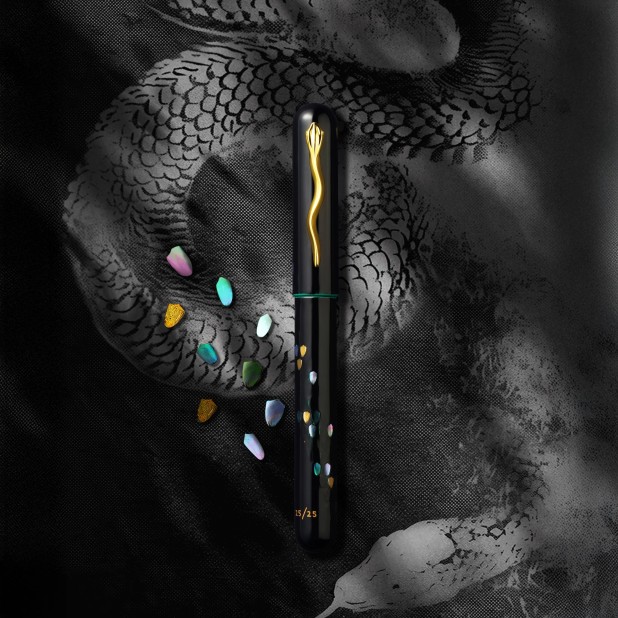 Ikkaku by Nahvalur Urushi Year of Snake LE Stylo plume