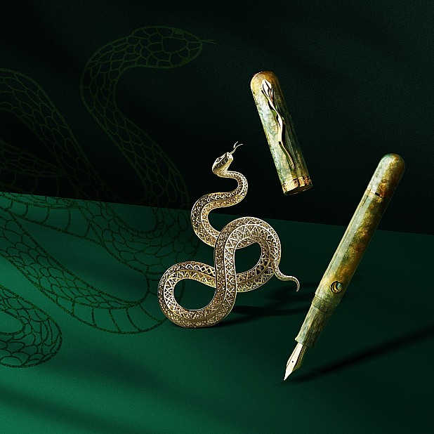 Nahvalur Nautilus Pen Of The Year Zodiac Snake 2025 LE GT Füllfederhalter