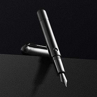 Nahvalur Nautilus Ti Black RT Caneta de tinta