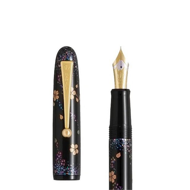 Namiki Yukari Cherry Blossoms at Night 2024 Caneta de Tinta Permanente