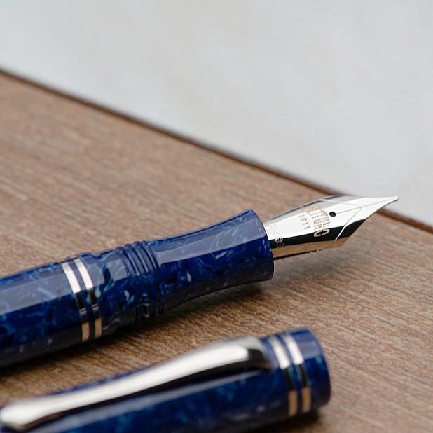 Nettuno 1911 Superba Sapphire Celluloid LE ST Pióro wieczne