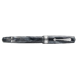 Omas Bologna Grigio Luminoso ST Fountain pen