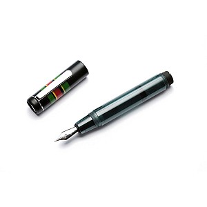 Opus 88 Fantasia Black Fountain pen