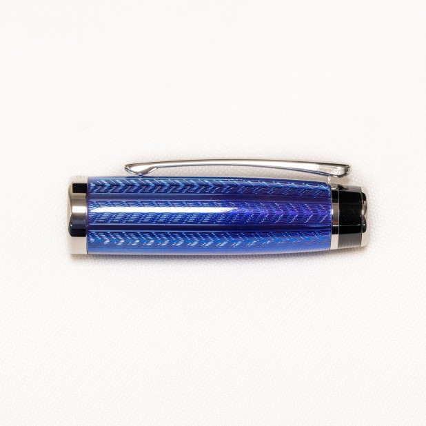 Opus 88 Opera Blue Arrow Fountain pen