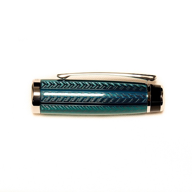 Opus 88 Opera Green Arrow Fountain pen