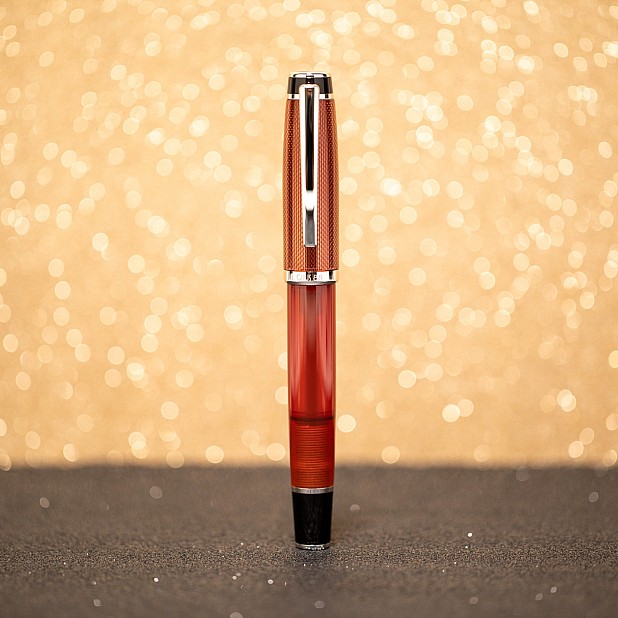 Opus 88 Opera Brown Dot Fountain pen