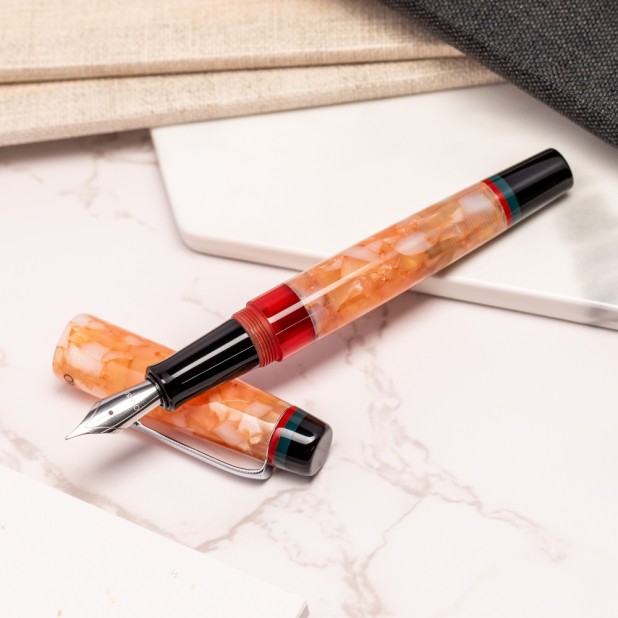 Opus 88 Minty Orange Füllfederhalter