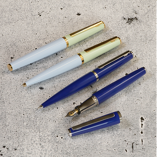 Otto Hutt Design 06 Glacier Soft Green Vulpen