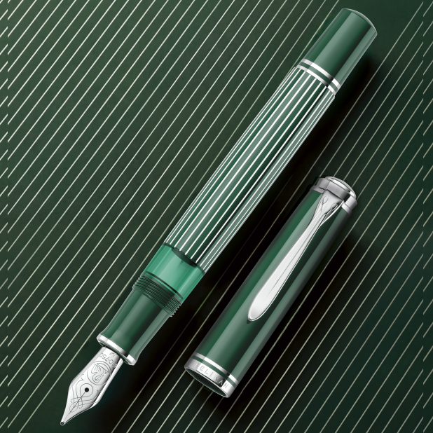Pelikan Souverän M815 Metal Striped Green Stylo Plume