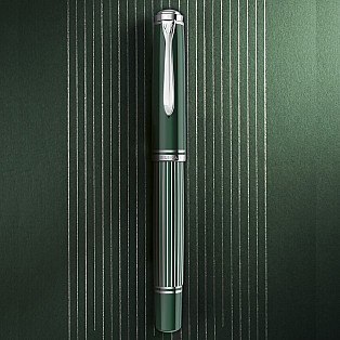 Pelikan Souverän M815 Metal Striped Green Fountain pen