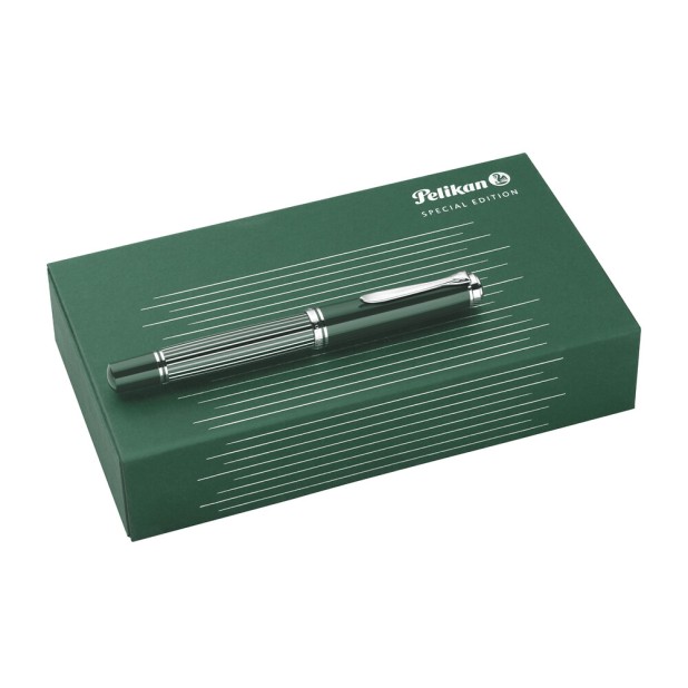 Pelikan Souverän M815 Metal Striped Green Stylo Plume