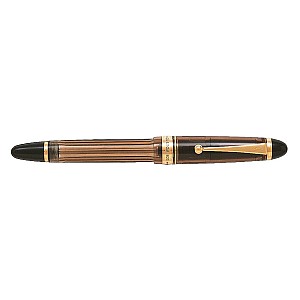 Pilot Custom 823 Brown Fountain pen
