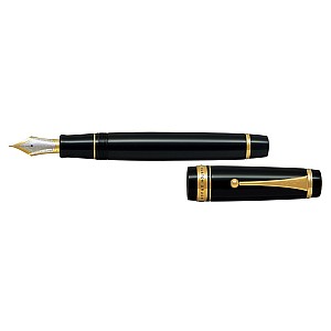 Pilot Custom Urushi Black Fountain pen