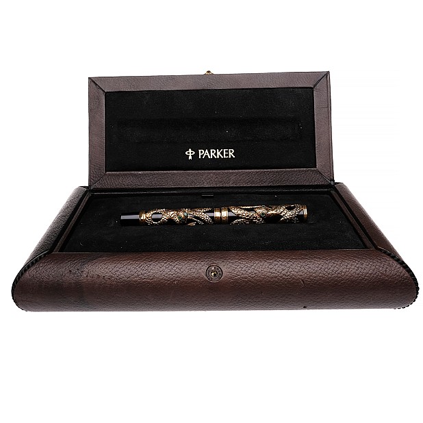 Parker Snake Solid Gold LE Fountain Pen Pre-owned
