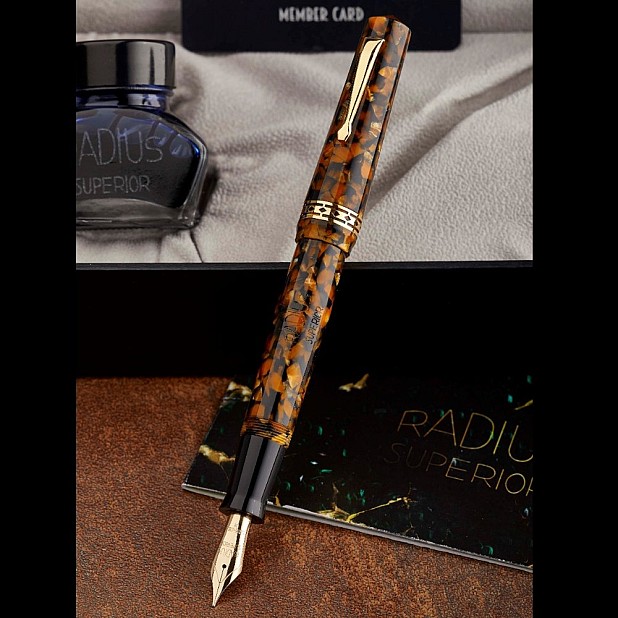 Radius Superior Manarola Amber Vulpen