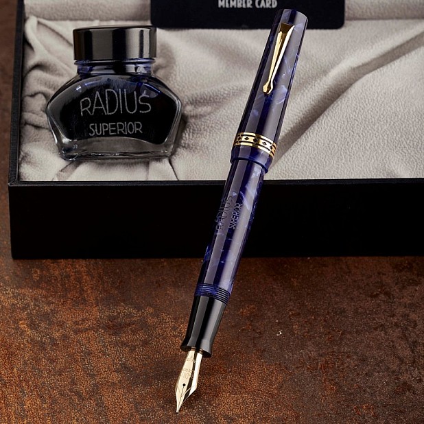 Radius Superior Riomaggiore Blue Fountain pen