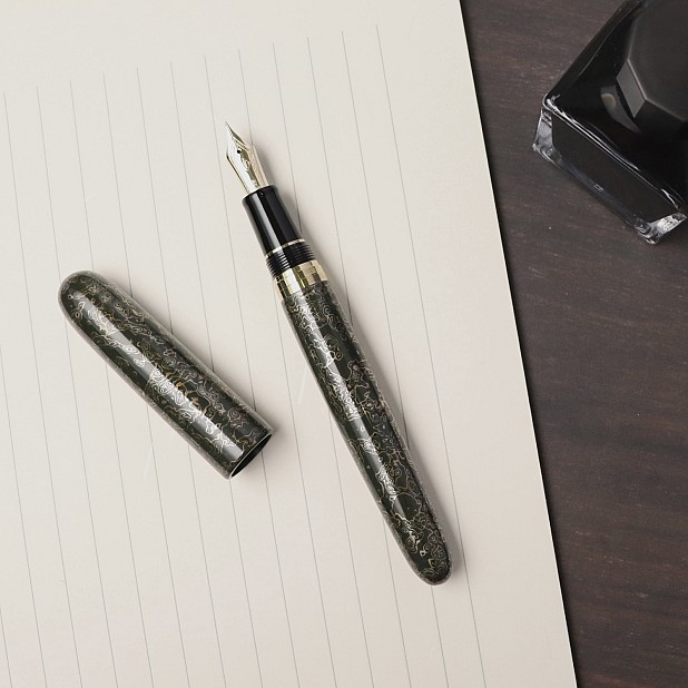 Sailor Rei 4th Aomori Fugamon-nuri Tokiwa-Iro Fountain pen