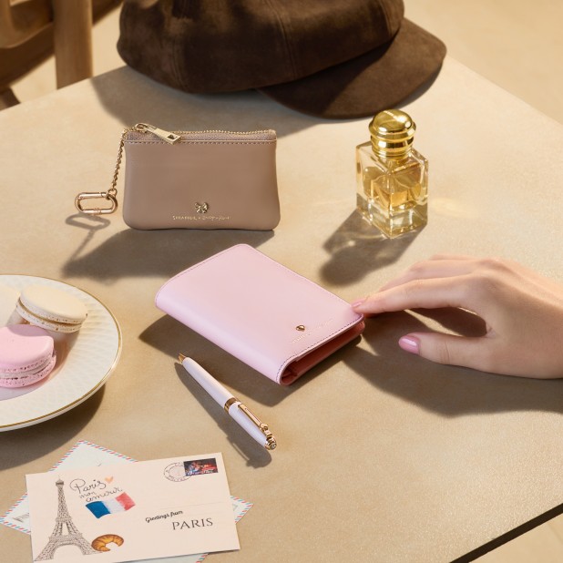 Sheaffer Sentinel Emily in Paris Matte Pink Bow ST Balpen