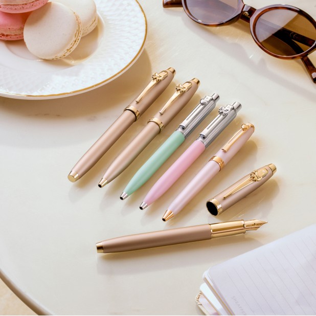 Sheaffer Sentinel Emily in Paris Matte Pink Bow ST Balpen