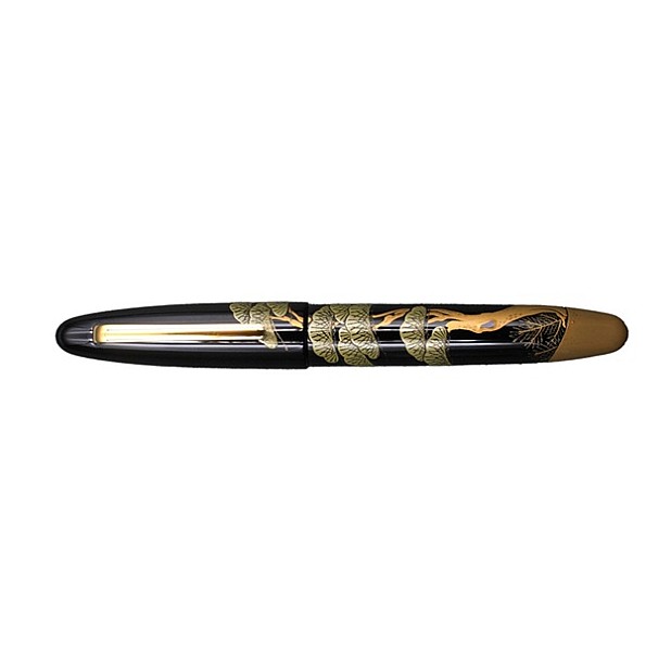 Taccia Kuro-Maki-e Urushi Sayomatsu Fountain pen