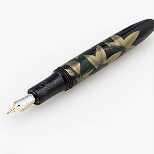 Taccia Mizu-ki Maki-e Urushi Natsu-momiji Vulpen