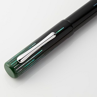 Taccia Raden Ama-Iro Jiu Vulpen
