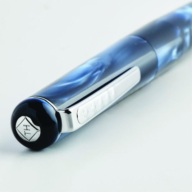 Tom Hessin Charles Collection Signature Blue Füllfederhalter