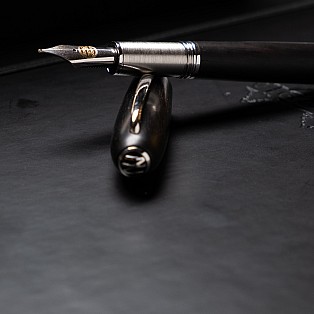 JanZander Design Alter Ego Grenadilla Wood ST Caneta de Tinta Permanente