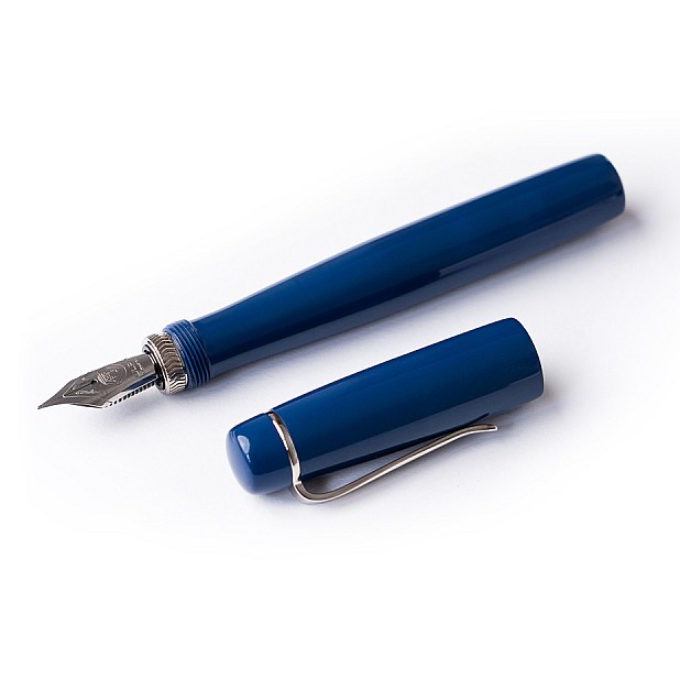 Ulpia 117 Ebonite Celeste Blue ST Caneta de Tinta Permanente