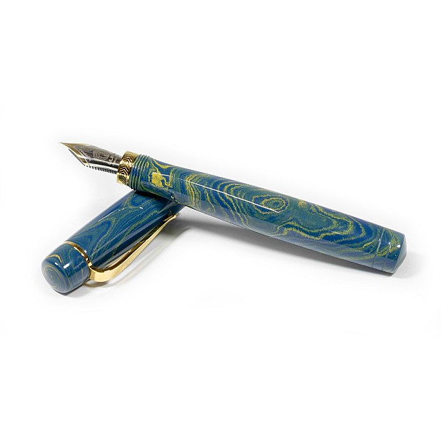 Ulpia 117 Ebonite Desert Blue LE GT Vulpen