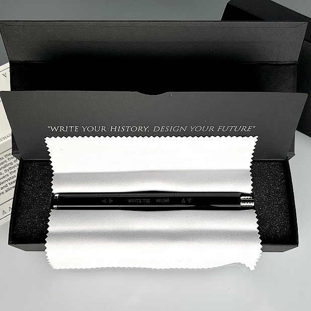 Venvstas Calibro 8 White Tie Pióro wieczne