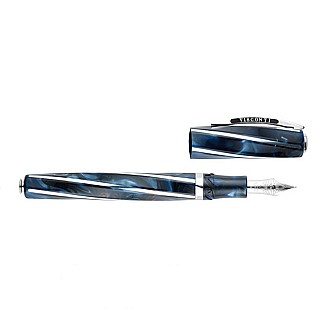 Visconti Divina Elegance Imperial Blue Oversize Fountain pen