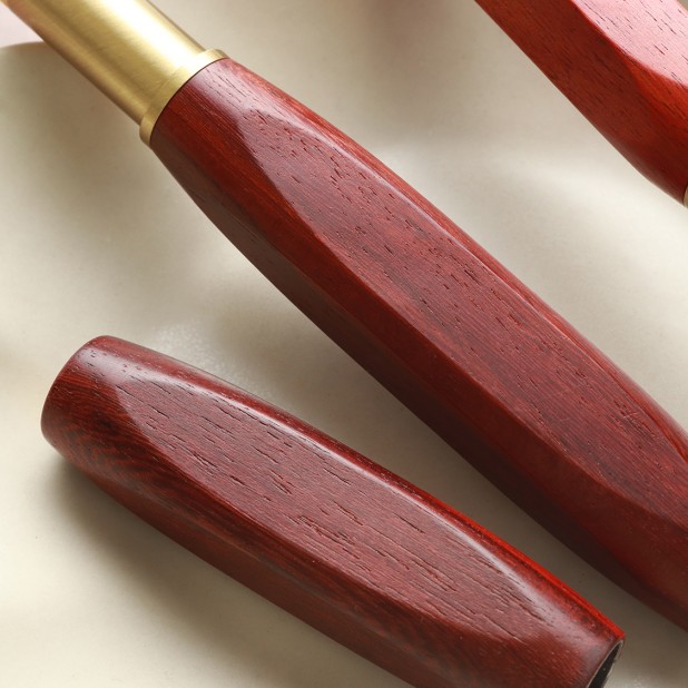 Wancher Densho 6 Facets Sandalwood Reservoarpenna
