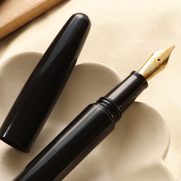 Wancher Dream Pen True Ebonite Silk Black Fountain Pen