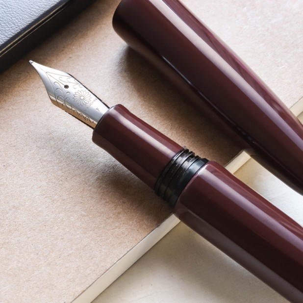Wancher Dream Pen True Urushi Purple Fountain Pen