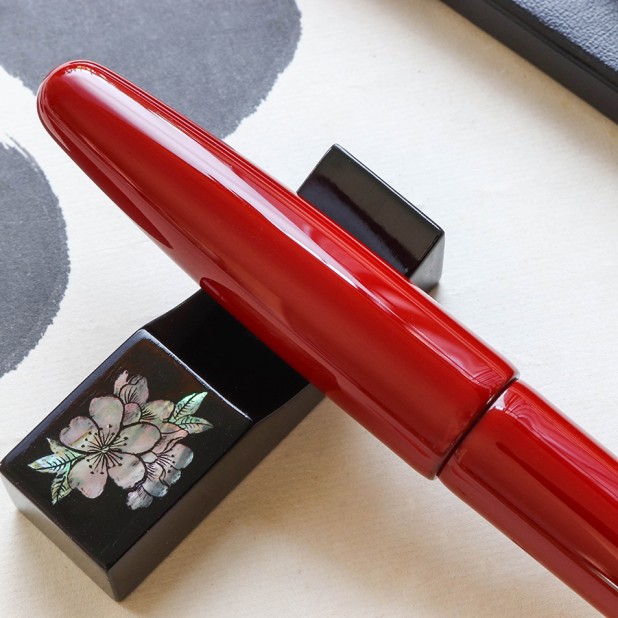 Wancher Dream Pen True Urushi Red Reservoarpenna