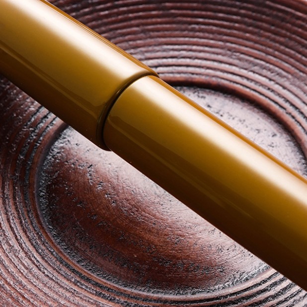 Wancher Dream Pen True Urushi Yellow Vulpen