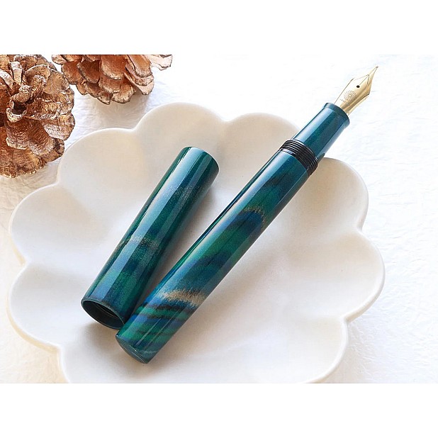 Wancher Mine Ebonite Marble Green Reservoarpenna