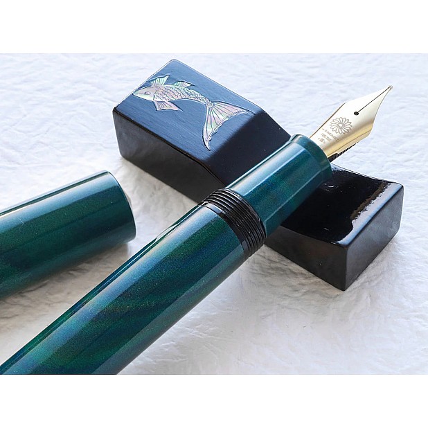 Wancher Mine Ebonite Marble Green Reservoarpenna
