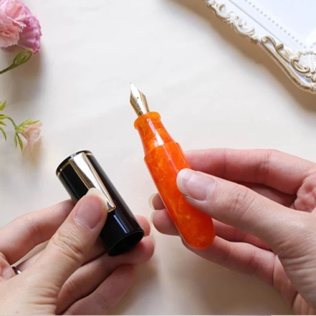 Wancher PoChaCo Black Orange Chocolate GT Eyedropper Reservoarpenna