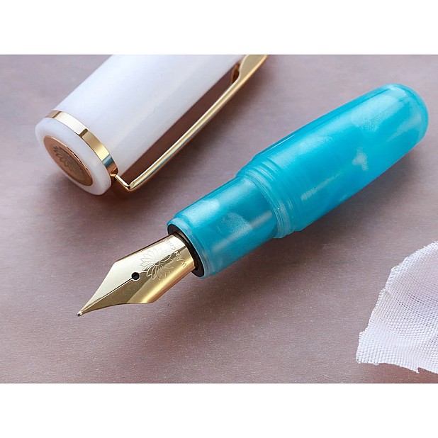 Wancher PuChiCo Arctic Blue GT Plumo Estilográfica