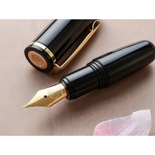 Wancher PuChiCo Penguin Black GT Caneta de Tinta Permanente