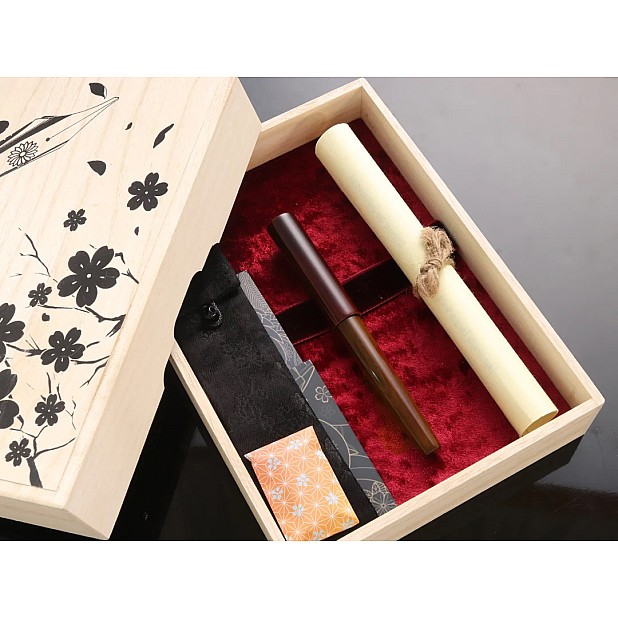 Wancher Sekai Aizu Urushi Verawood Vulpen