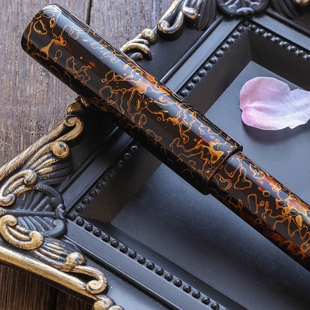 Wancher Sekai Saihi Urushi Kuro-age Original Caneta de Tinta Permanente