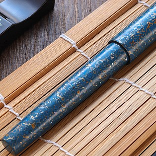 Wancher Sekai Saihi Urushi Ao-age Raden Vulpen