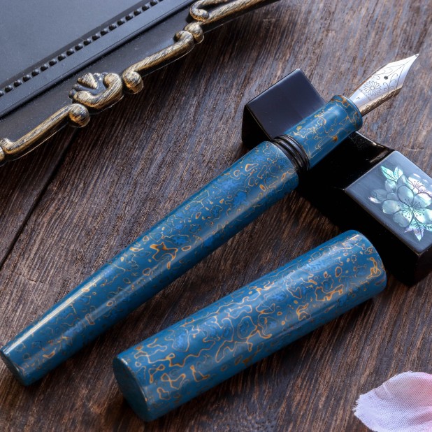 Wancher Sekai Saihi Urushi Ao-age Original Reservoarpenna